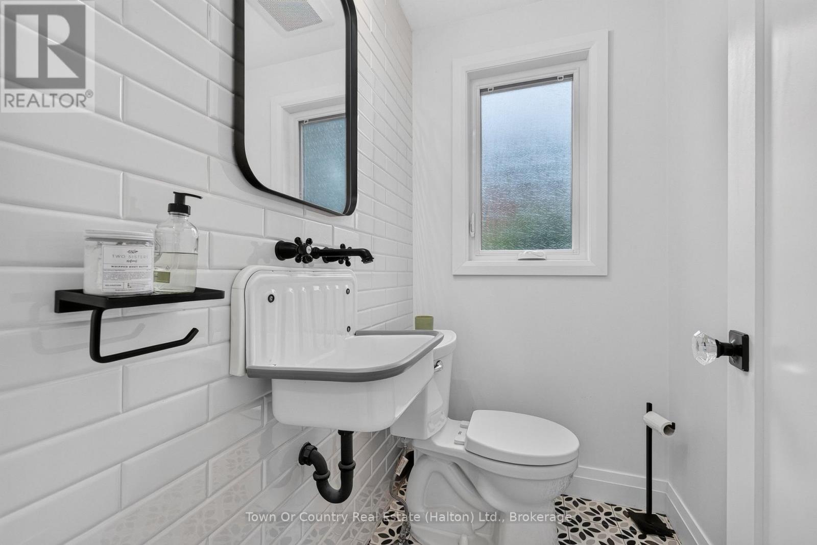 36 Willow Street N, Halton Hills (Ac Acton), Ontario  L7J 1Z7 - Photo 22 - W13494576