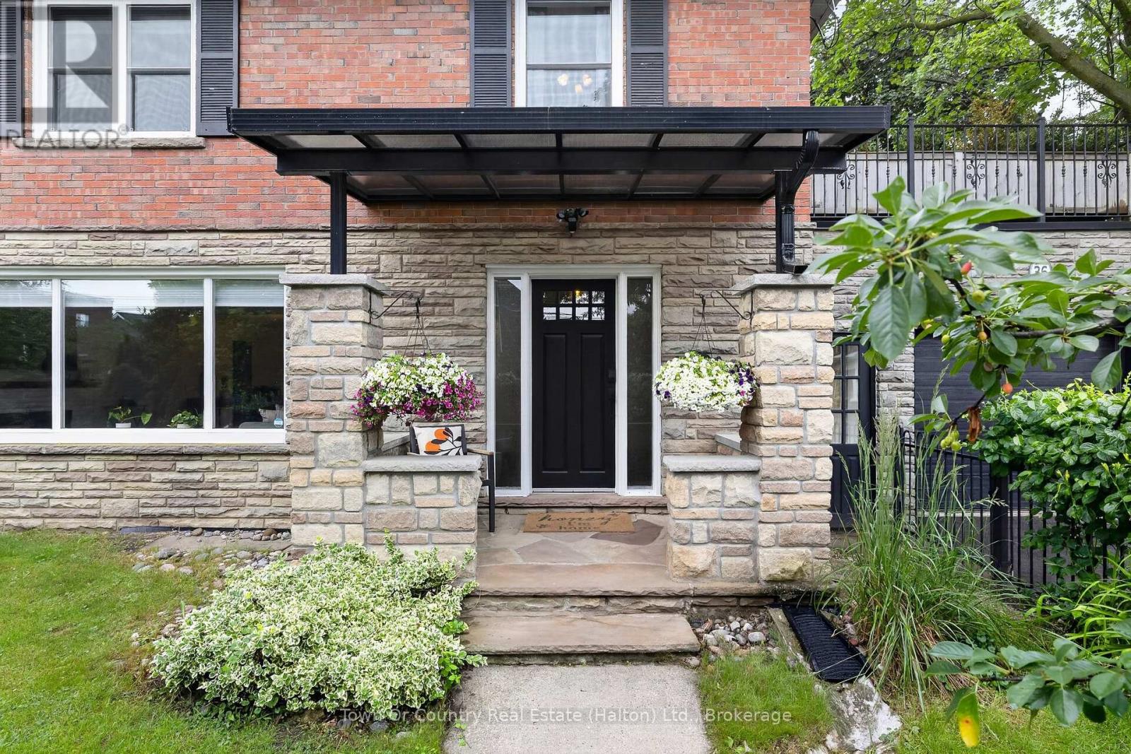 36 Willow Street N, Halton Hills (Ac Acton), Ontario  L7J 1Z7 - Photo 6 - W13494576