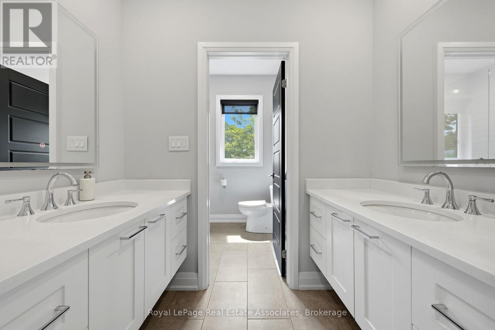 26 Market Street, Halton Hills (Georgetown), Ontario  L7G 3C1 - Photo 32 - W13495858