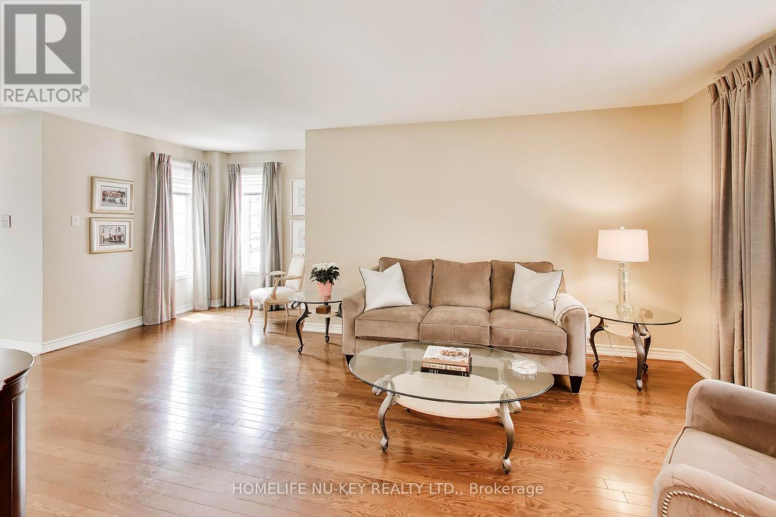 27 Lauchlin Crescent, Halton Hills (Georgetown), Ontario  L7G 5R1 - Photo 7 - W13515658