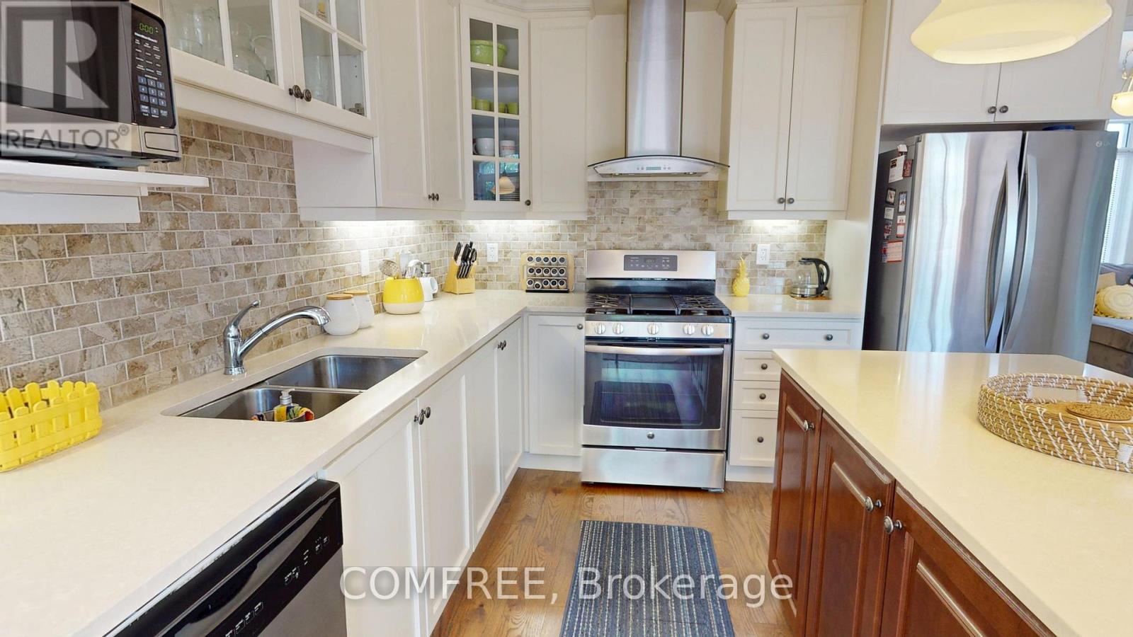 16 Ridgegate Crescent, Halton Hills (Georgetown), Ontario  L7G 0L1 - Photo 11 - W13516210