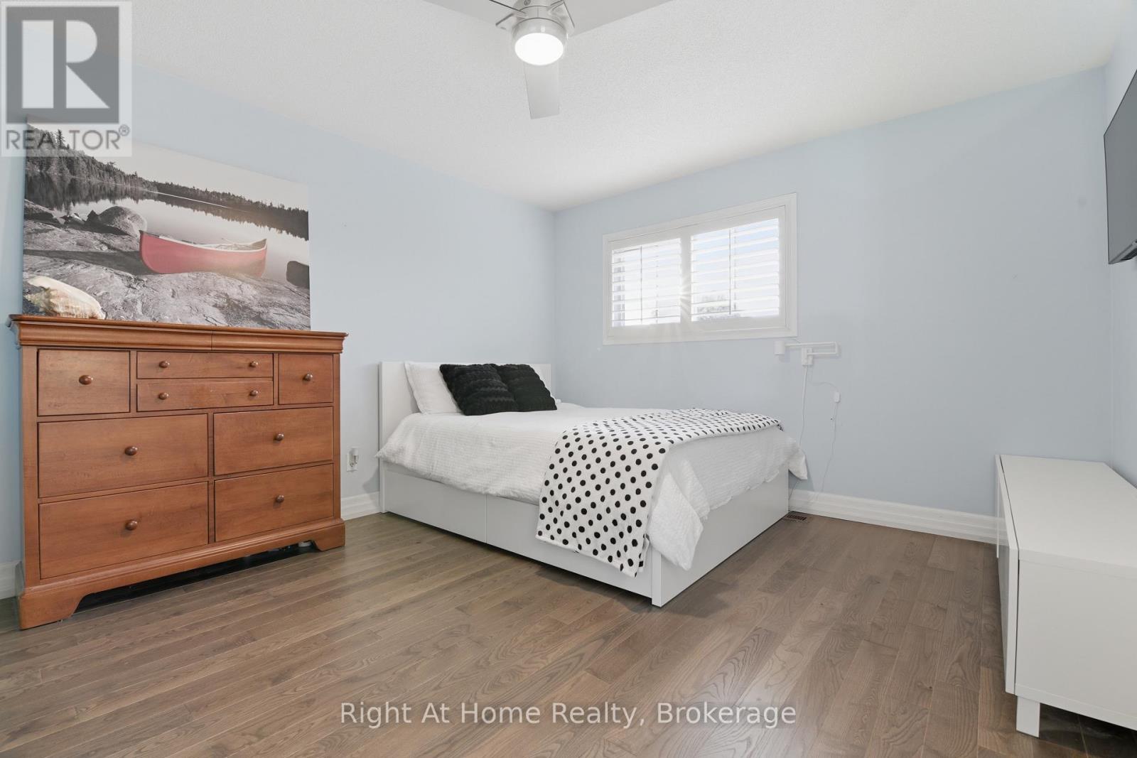 57 Lauchlin Crescent, Halton Hills (Georgetown), Ontario  L7G 5R5 - Photo 23 - W13516334