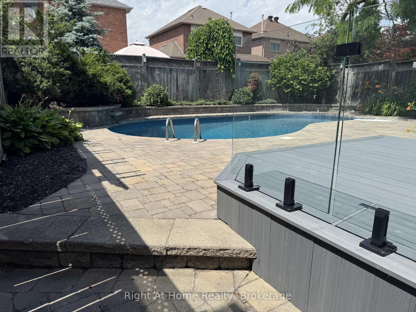57 Lauchlin Crescent, Halton Hills (Georgetown), Ontario  L7G 5R5 - Photo 37 - W13516334