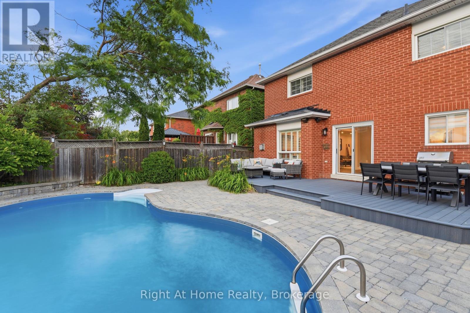 57 Lauchlin Crescent, Halton Hills (Georgetown), Ontario  L7G 5R5 - Photo 41 - W13516334
