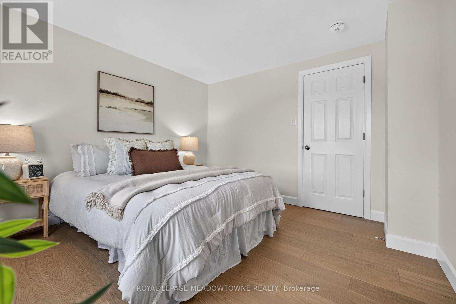 377 Delrex Boulevard, Halton Hills (Georgetown), Ontario  L7G 4H6 - Photo 21 - W13523442