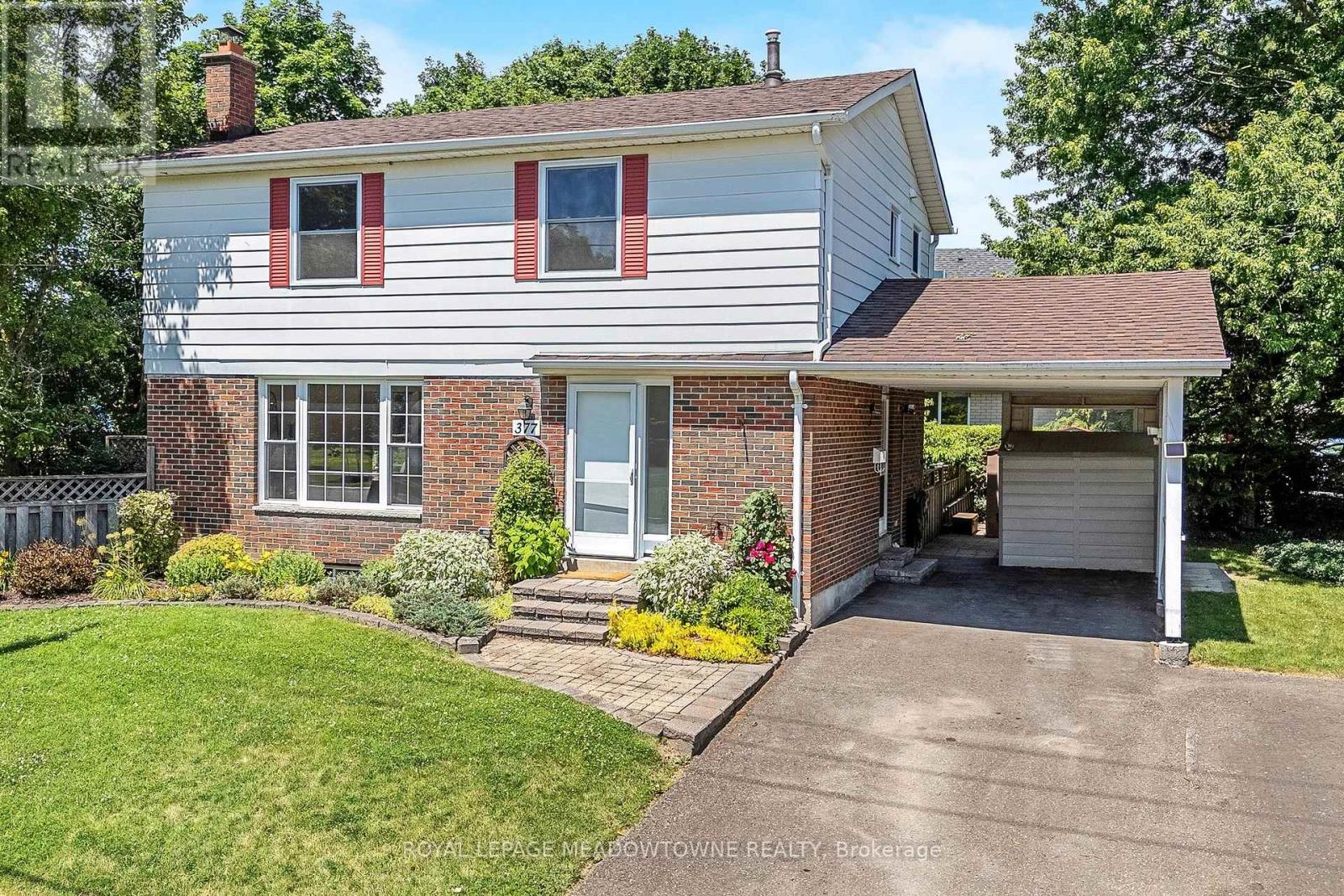 377 Delrex Boulevard, Halton Hills (Georgetown), Ontario  L7G 4H6 - Photo 4 - W13523442