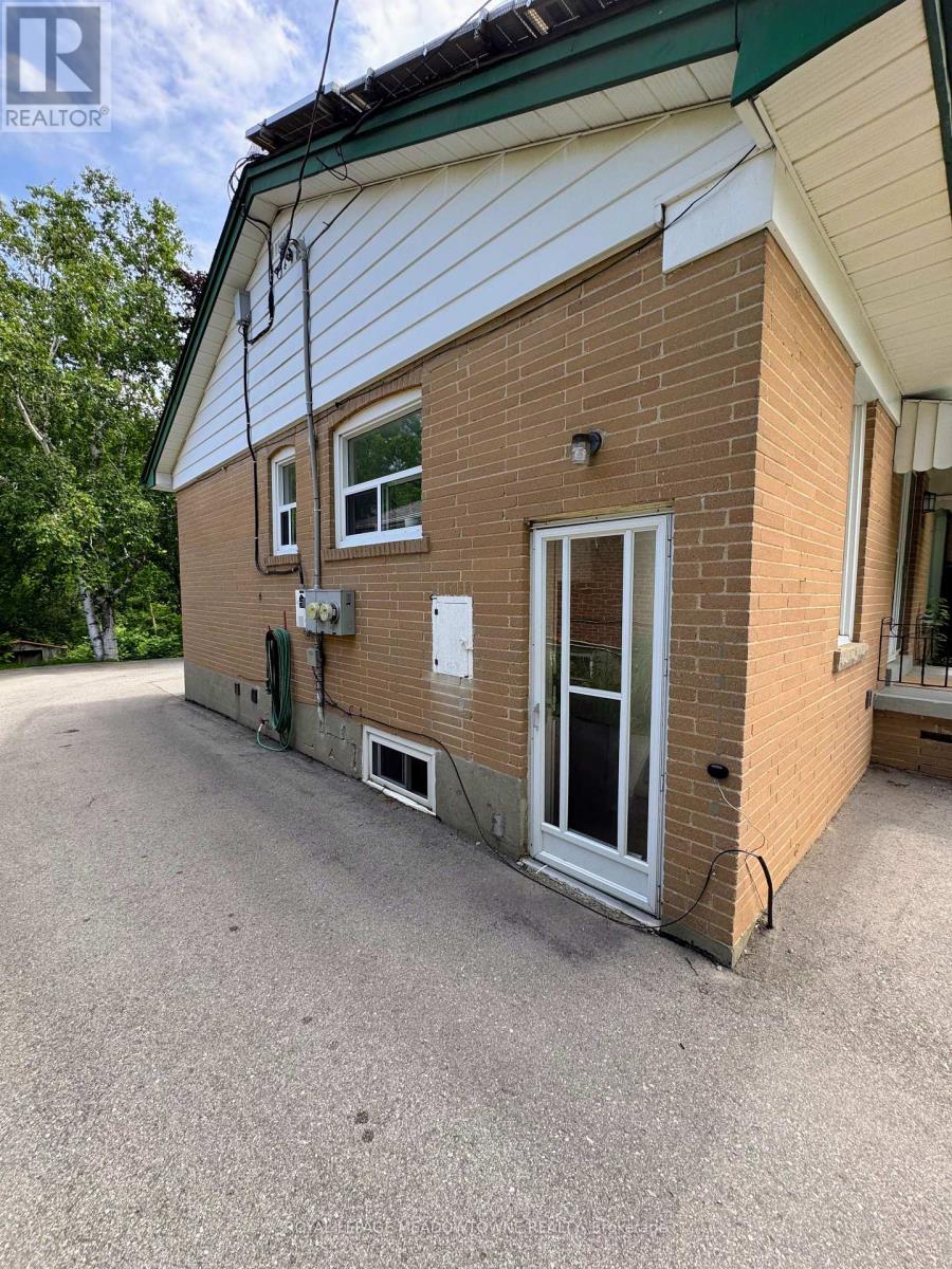 Bsmt - 54 Hewson Crescent, Halton Hills (Georgetown), Ontario  L7G 2N9 - Photo 3 - W13528984