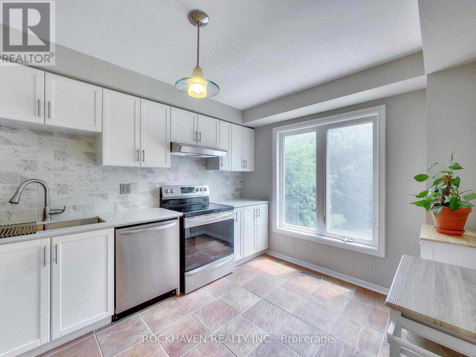 32 Maple Avenue, Halton Hills (Georgetown), Ontario  L7G 5L8 - Photo 11 - W13531604