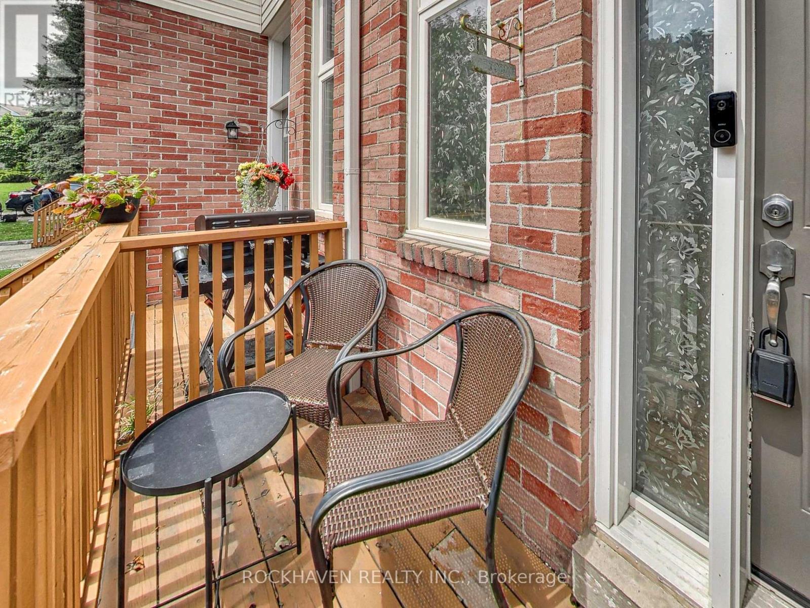 32 Maple Avenue, Halton Hills (Georgetown), Ontario  L7G 5L8 - Photo 3 - W13531604