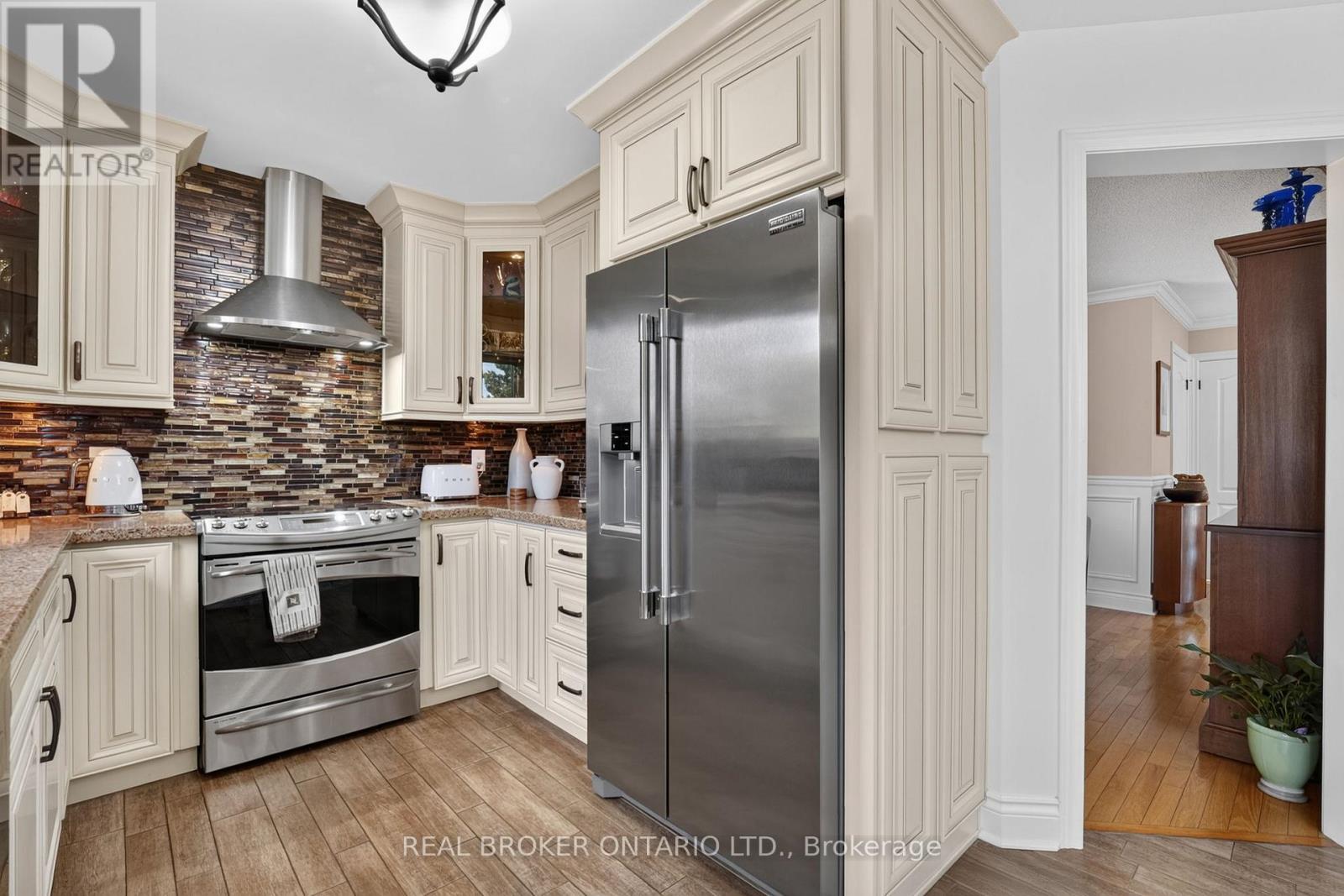 74 Harley Avenue, Halton Hills (Georgetown), Ontario  L7G 5R8 - Photo 17 - W13532008