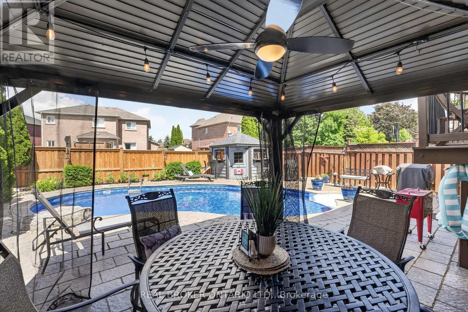 74 Harley Avenue, Halton Hills (Georgetown), Ontario  L7G 5R8 - Photo 43 - W13532008