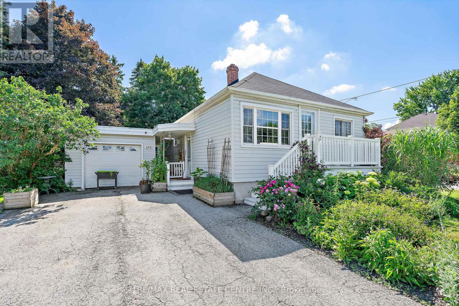 196 Main Street N, Halton Hills (Ac Acton), Ontario  L7J 1W8 - Photo 5 - W13538160
