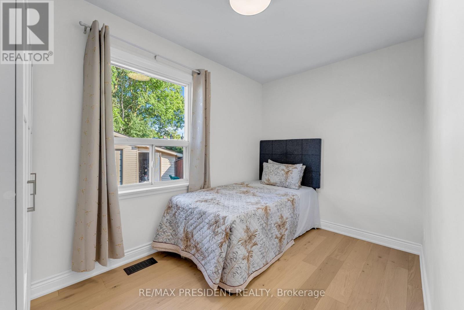 163 Prince Charles Drive, Halton Hills (Georgetown), Ontario  L7G 3W1 - Photo 17 - W13538288