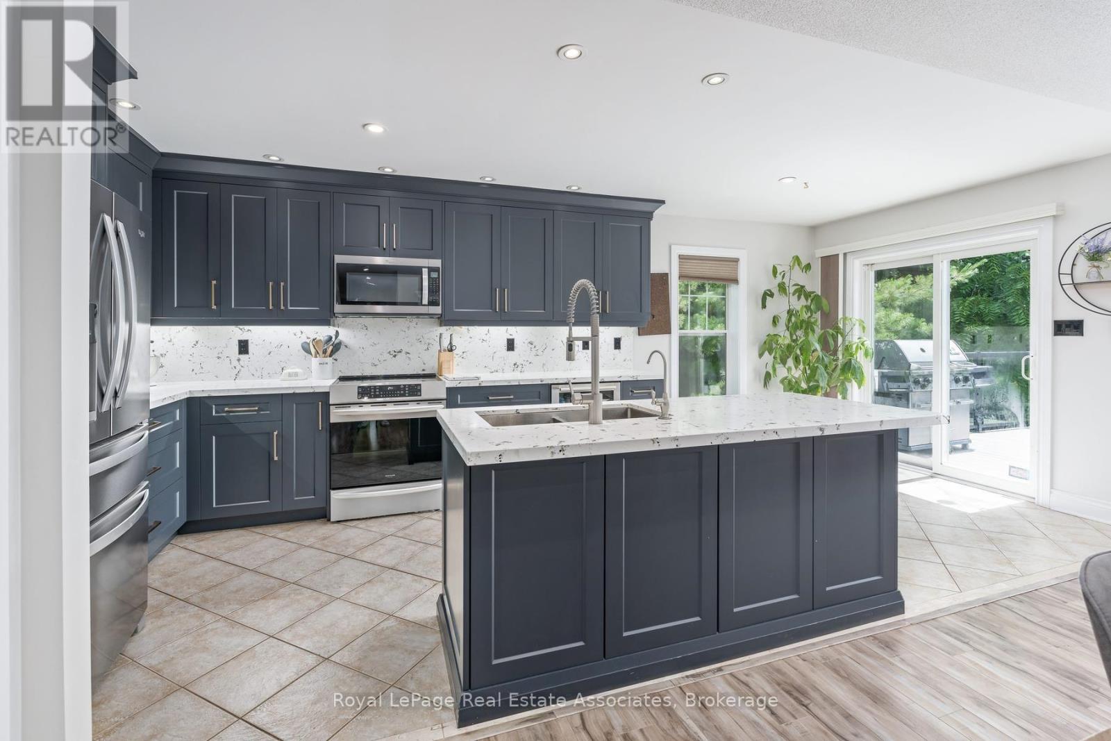 62 Somerville Road, Halton Hills (Ac Acton), Ontario  L7J 2Z7 - Photo 11 - W13542812