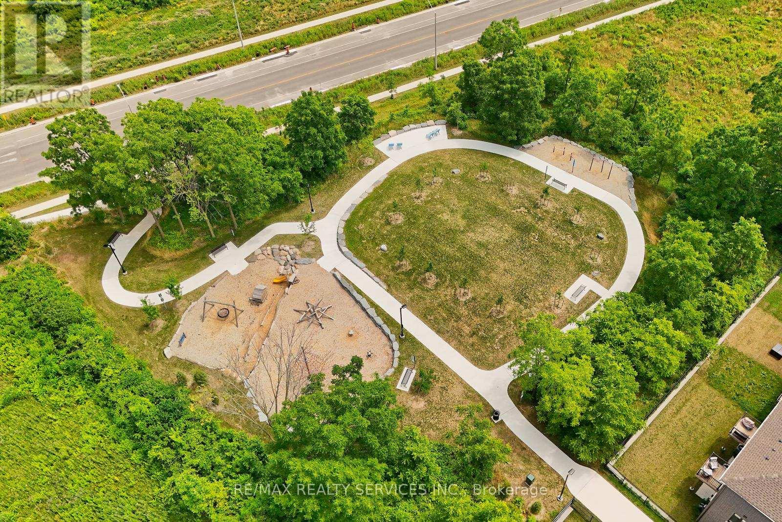 52 Humberstone Drive, Halton Hills (Georgetown), Ontario  L7G 0P6 - Photo 50 - W13542832