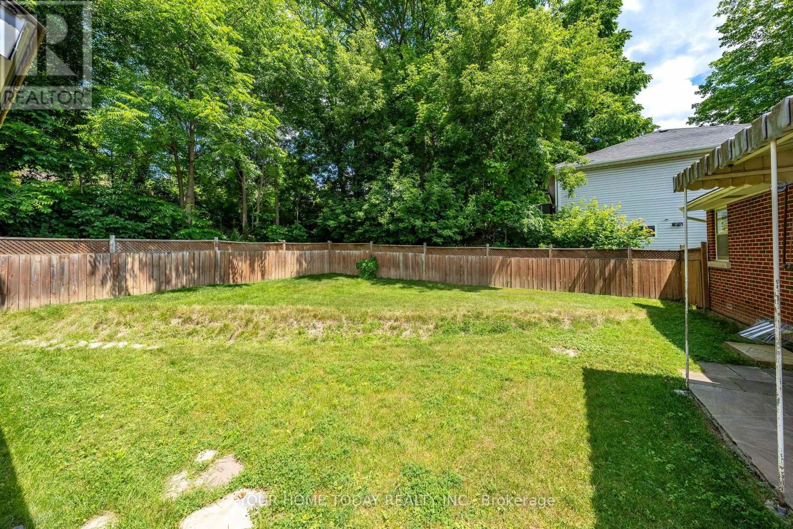 32 Dayfoot Drive, Halton Hills (Georgetown), Ontario  L7G 2L1 - Photo 22 - W13543276