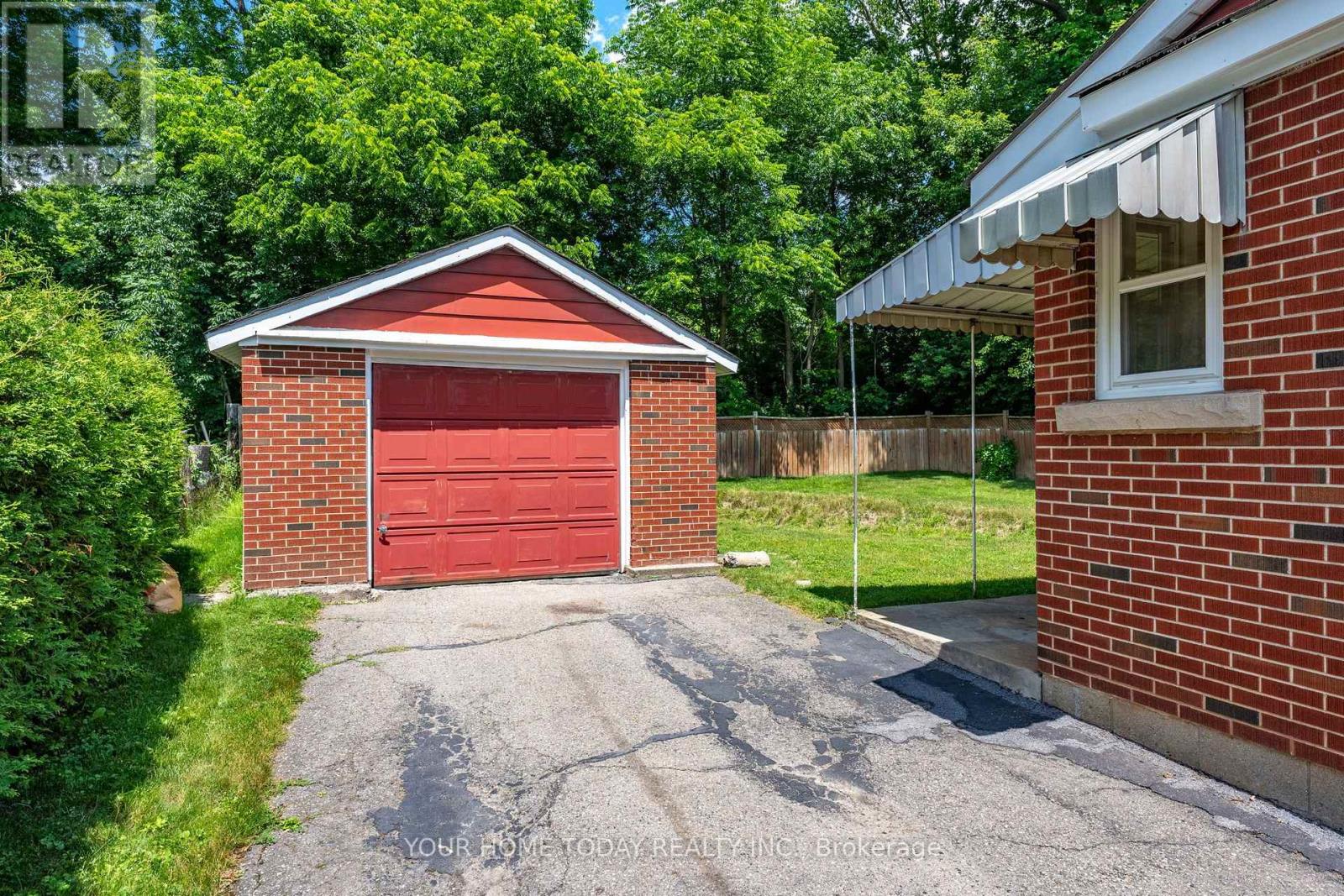 32 Dayfoot Drive, Halton Hills (Georgetown), Ontario  L7G 2L1 - Photo 25 - W13543276