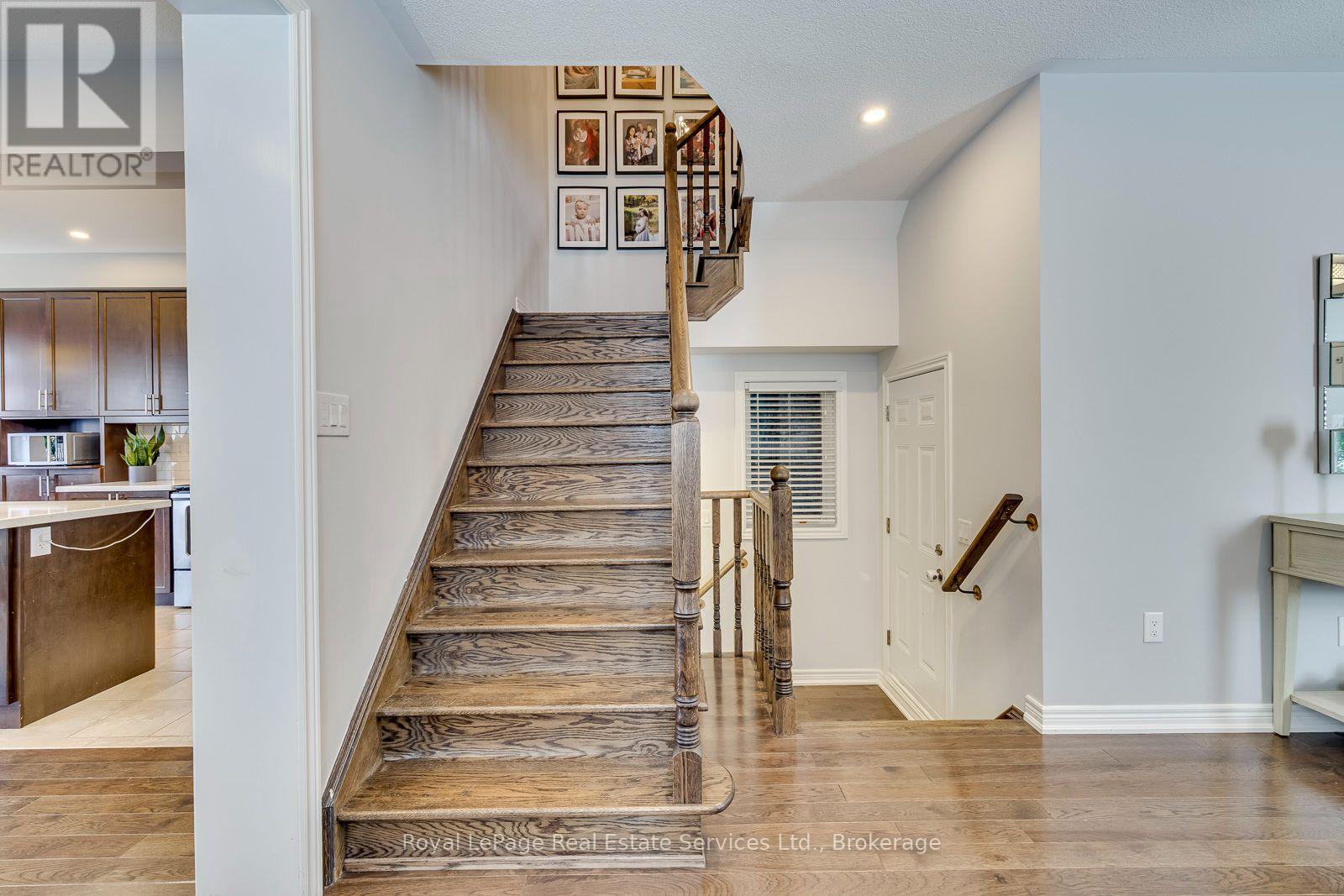 23 Diamond Leaf Lane, Halton Hills (Georgetown), Ontario  L7G 0G7 - Photo 13 - W13543480