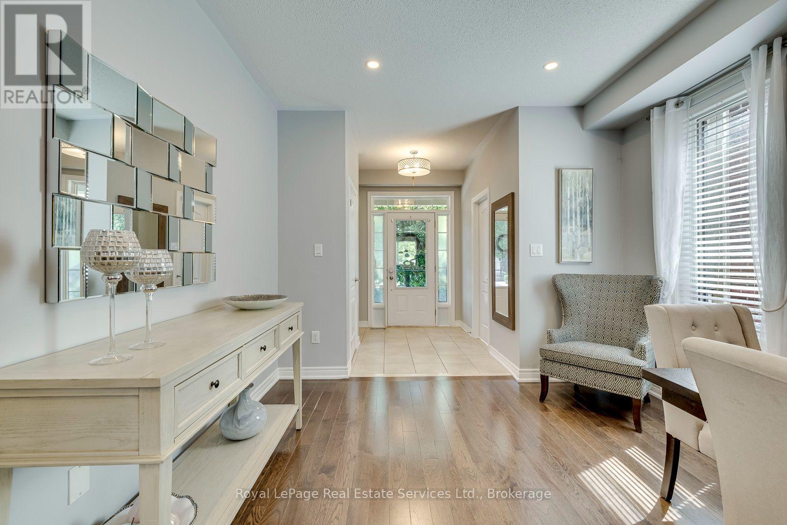 23 Diamond Leaf Lane, Halton Hills (Georgetown), Ontario  L7G 0G7 - Photo 5 - W13543480