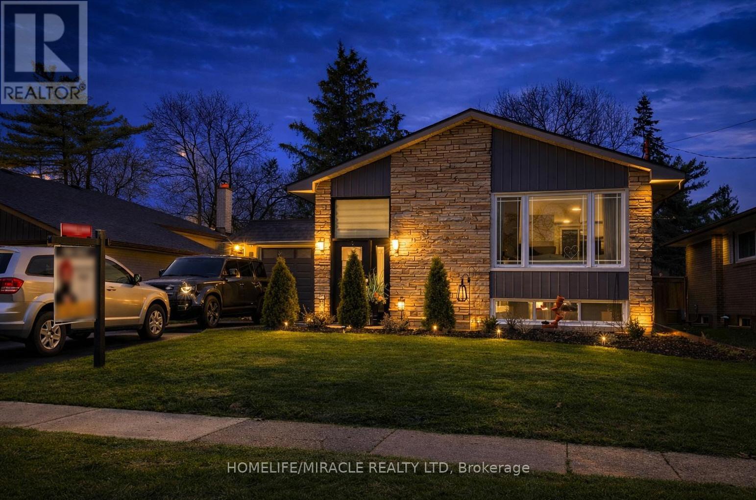 403 Delrex Boulevard, Halton Hills (Georgetown), Ontario  L7G 4H8 - Photo 3 - W13548388