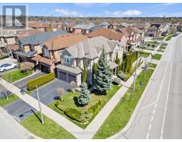 <div class="price">$1,224,990</div> 200 Miller Drive, Halton Hills (Georgetown)<br><div style="margin-bottom:8px;"><small>RE/MAX Escarpment Realty Inc.</small></div><div class='bed_bath'>4 Bed | 5 Bath</div>