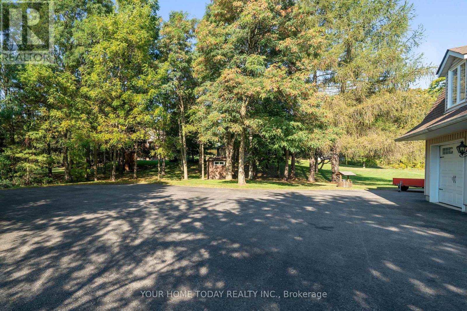 12609 Fifth Line, Halton Hills (Rural Halton Hills), Ontario  L0P 1H0 - Photo 4 - W13550918