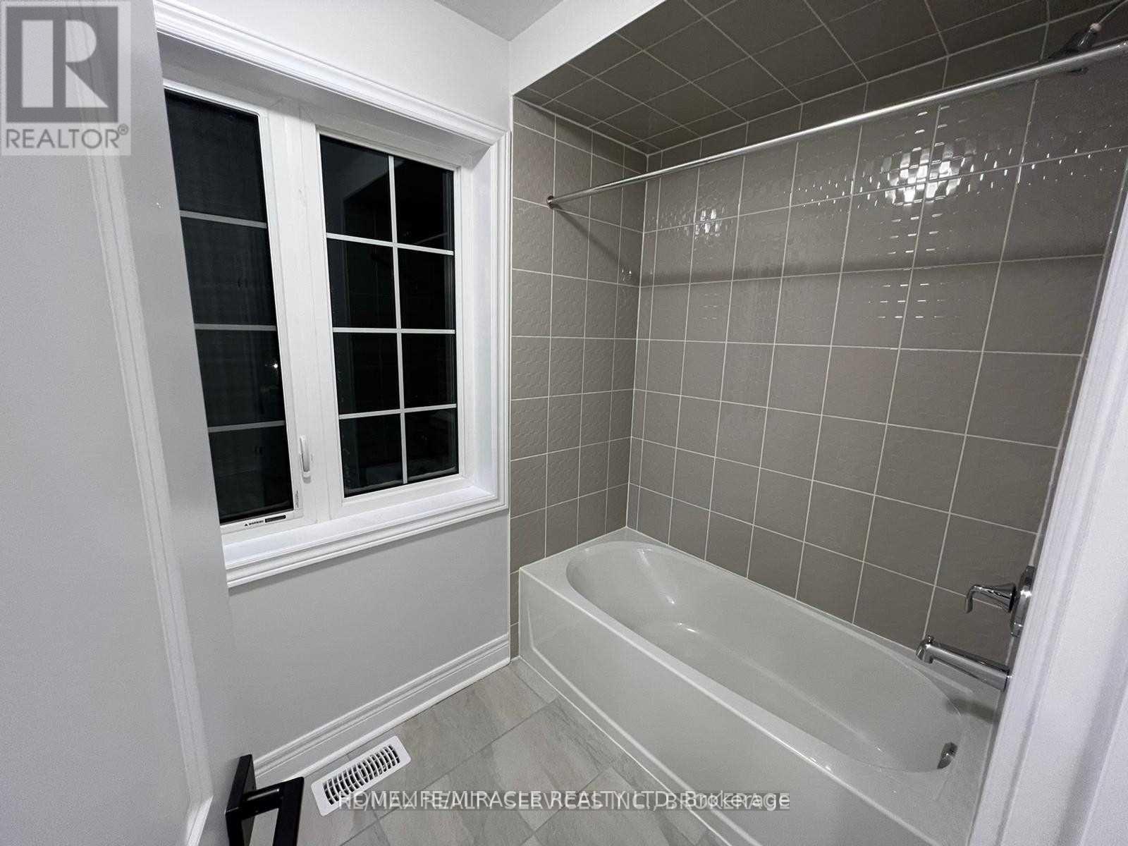 31 Overstone Road, Halton Hills (Georgetown), Ontario  L7G 0M9 - Photo 12 - W13554260