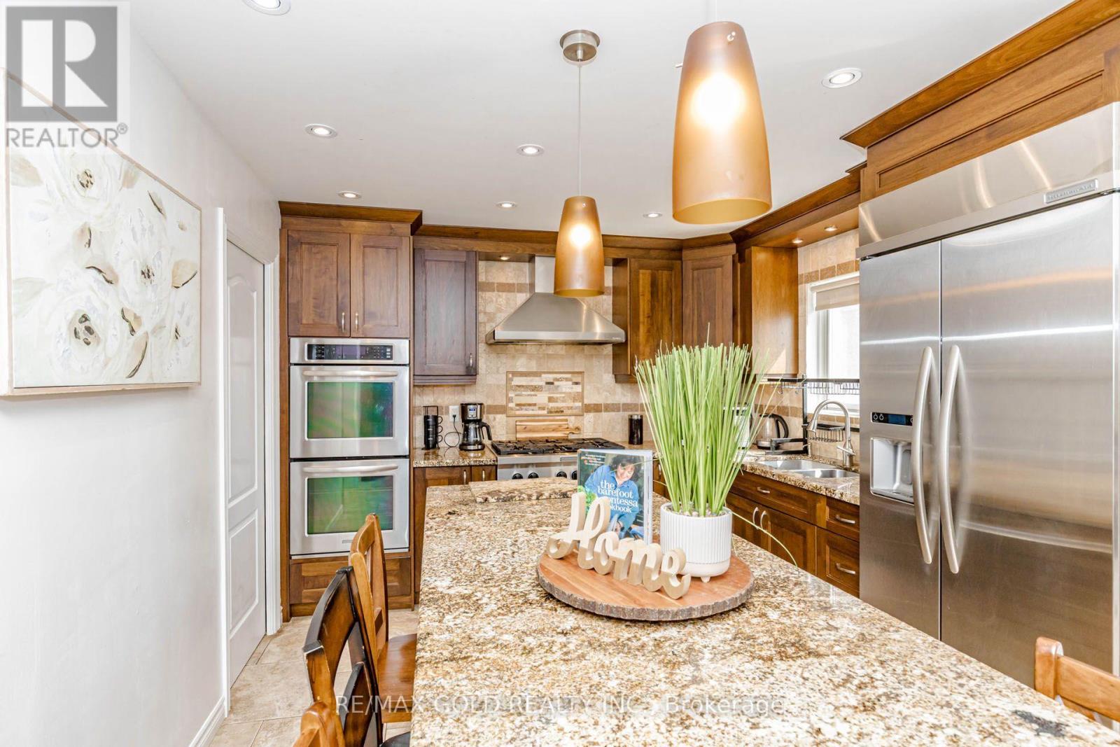 93 Lauchlin Crescent, Halton Hills (Georgetown), Ontario  L7G 5R3 - Photo 12 - W13554502