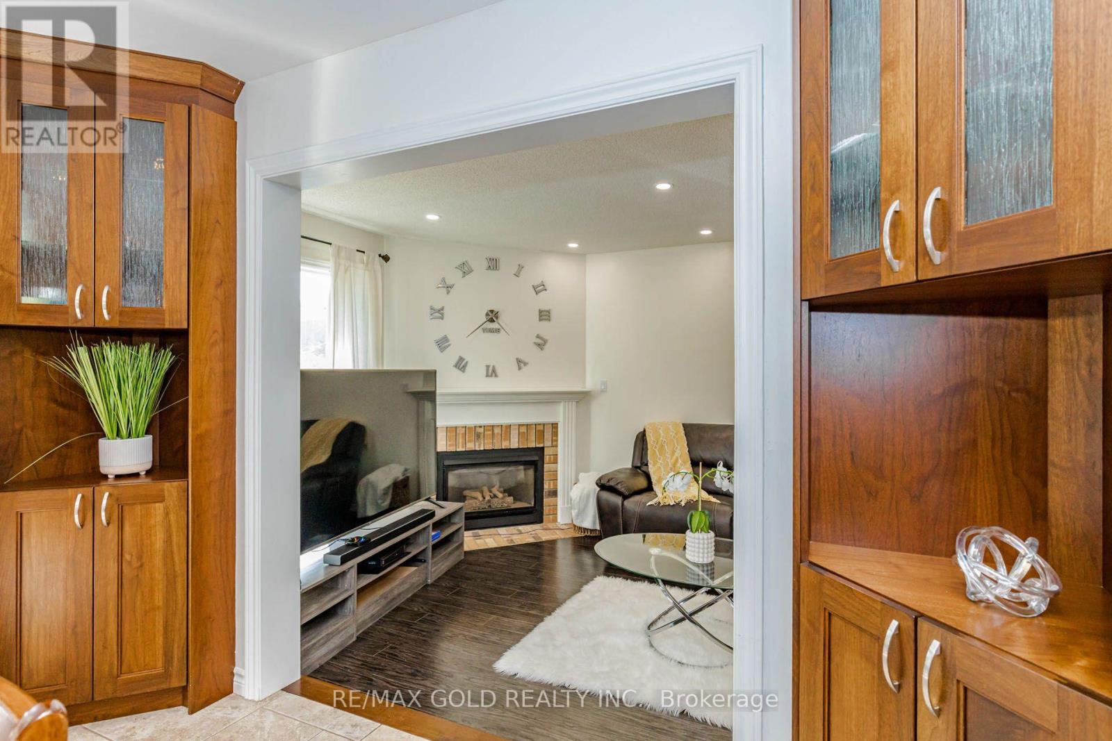 93 Lauchlin Crescent, Halton Hills (Georgetown), Ontario  L7G 5R3 - Photo 14 - W13554502