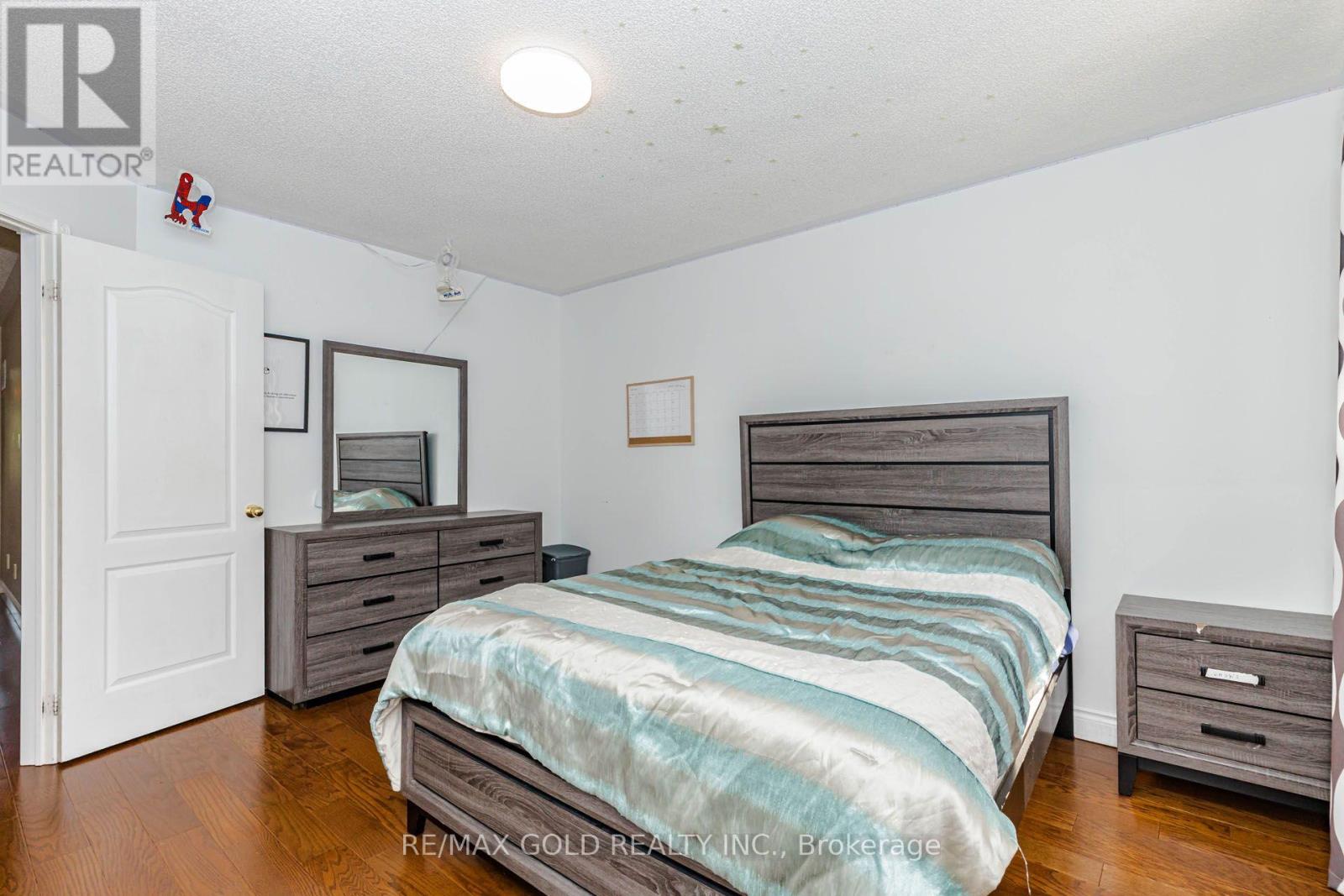 93 Lauchlin Crescent, Halton Hills (Georgetown), Ontario  L7G 5R3 - Photo 32 - W13554502
