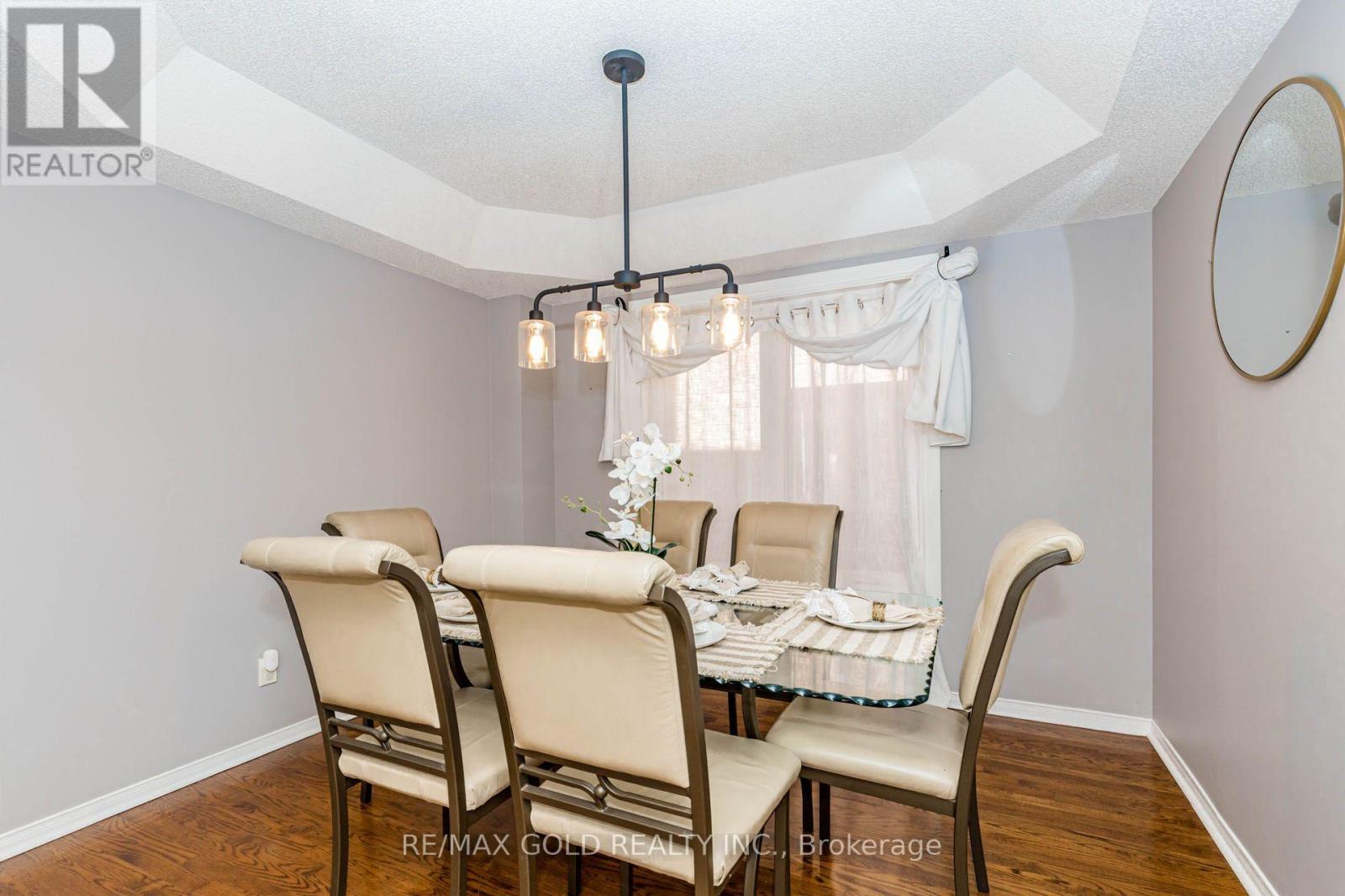 93 Lauchlin Crescent, Halton Hills (Georgetown), Ontario  L7G 5R3 - Photo 6 - W13554502