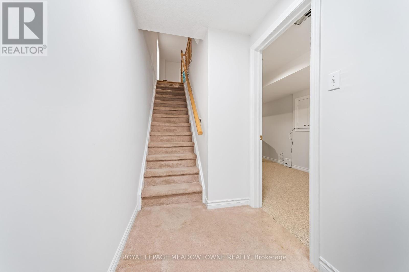 11 - 76 River Drive, Halton Hills (Georgetown), Ontario  L7G 2J2 - Photo 20 - W13555208