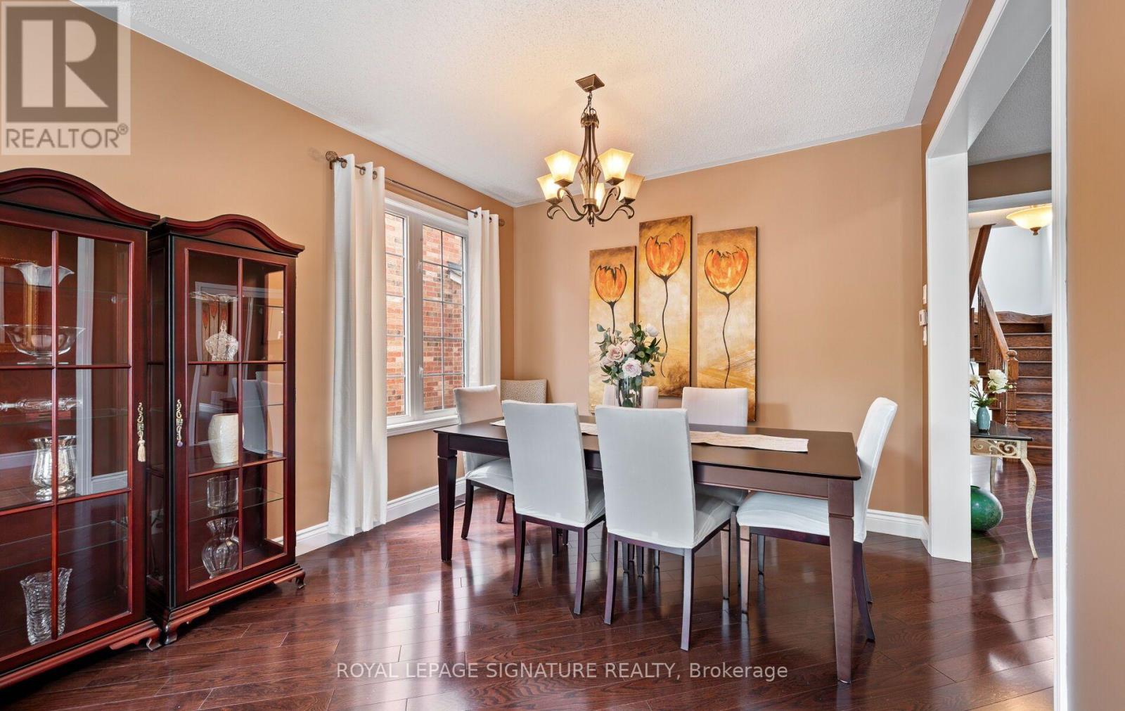 115 Arborglen Drive, Halton Hills (Georgetown), Ontario  L7G 6L1 - Photo 5 - W13555748
