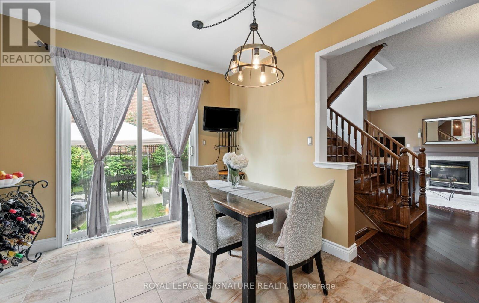 115 Arborglen Drive, Halton Hills (Georgetown), Ontario  L7G 6L1 - Photo 8 - W13555748