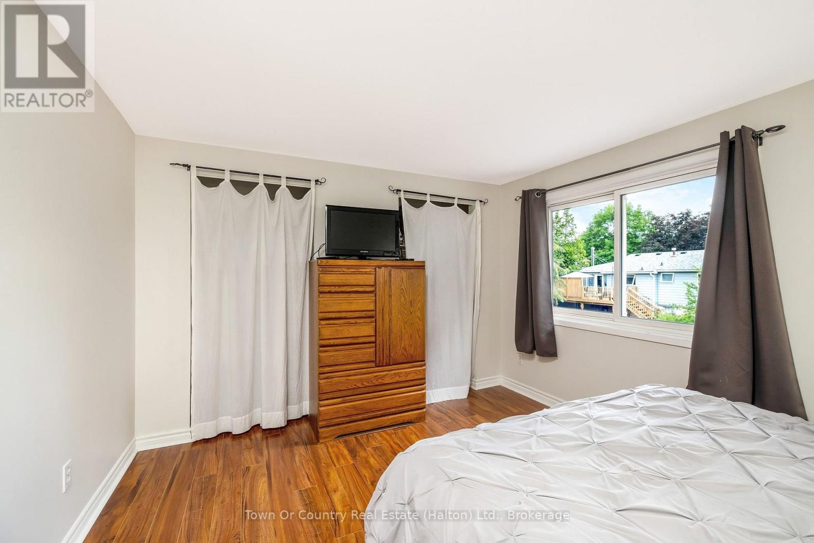 14 Rosemary Road, Halton Hills (Ac Acton), Ontario  L7J 1E8 - Photo 17 - W13560078