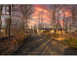 <div class="price">$1,379,000</div> 8449 8th Line, Halton Hills (Rural Halton Hills)<br><div style="margin-bottom:8px;"><small>RE/MAX Real Estate Centre Inc.</small></div><div class='bed_bath'>3 Bed | 2 Bath</div>