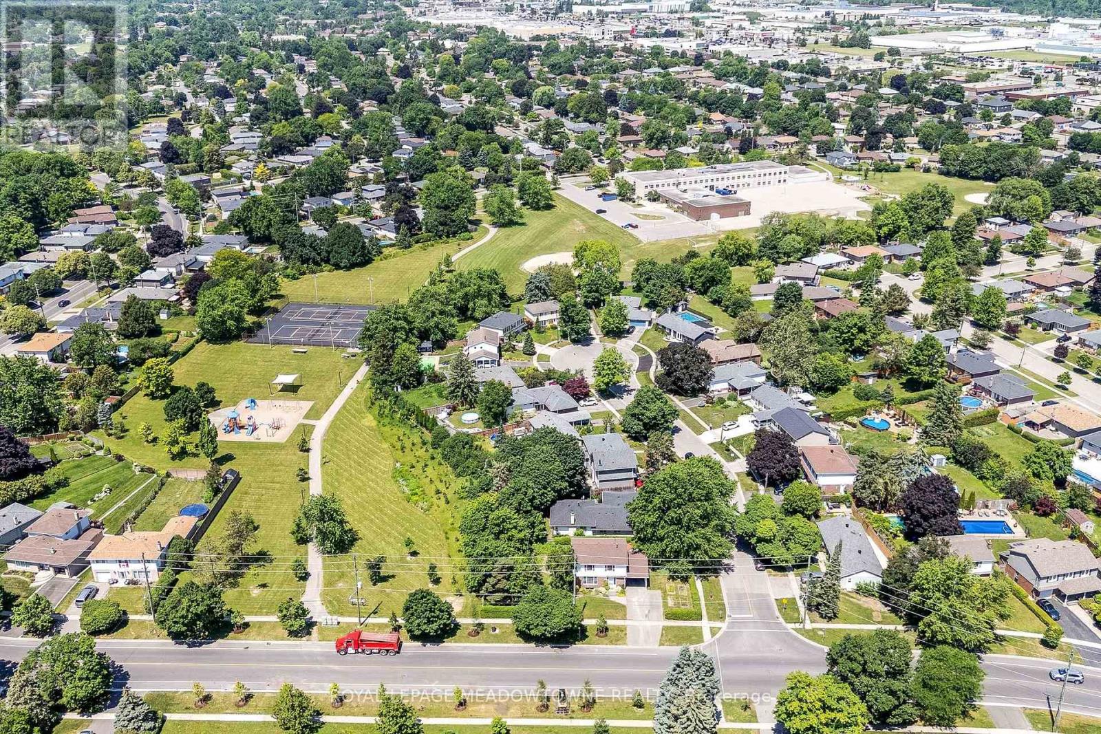377 Delrex Boulevard, Halton Hills (Georgetown), Ontario  L7G 4H6 - Photo 43 - W13562020