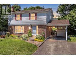 <div class="price">$885,000</div> 377 Delrex Boulevard, Halton Hills (Georgetown)<br><div style="margin-bottom:8px;"><small>Royal LePage Meadowtowne Realty</small></div><div class='bed_bath'>4 Bed | 2 Bath</div>