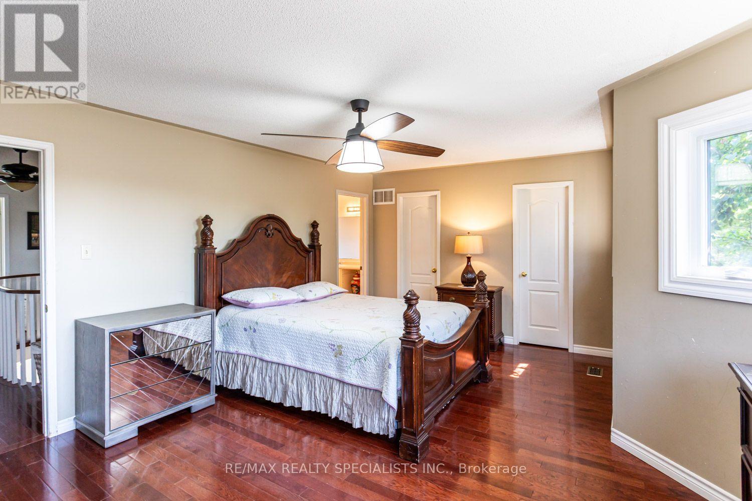 10 Split Maple Lane, Halton Hills (Georgetown), Ontario  L7G 5R7 - Photo 34 - W13563264