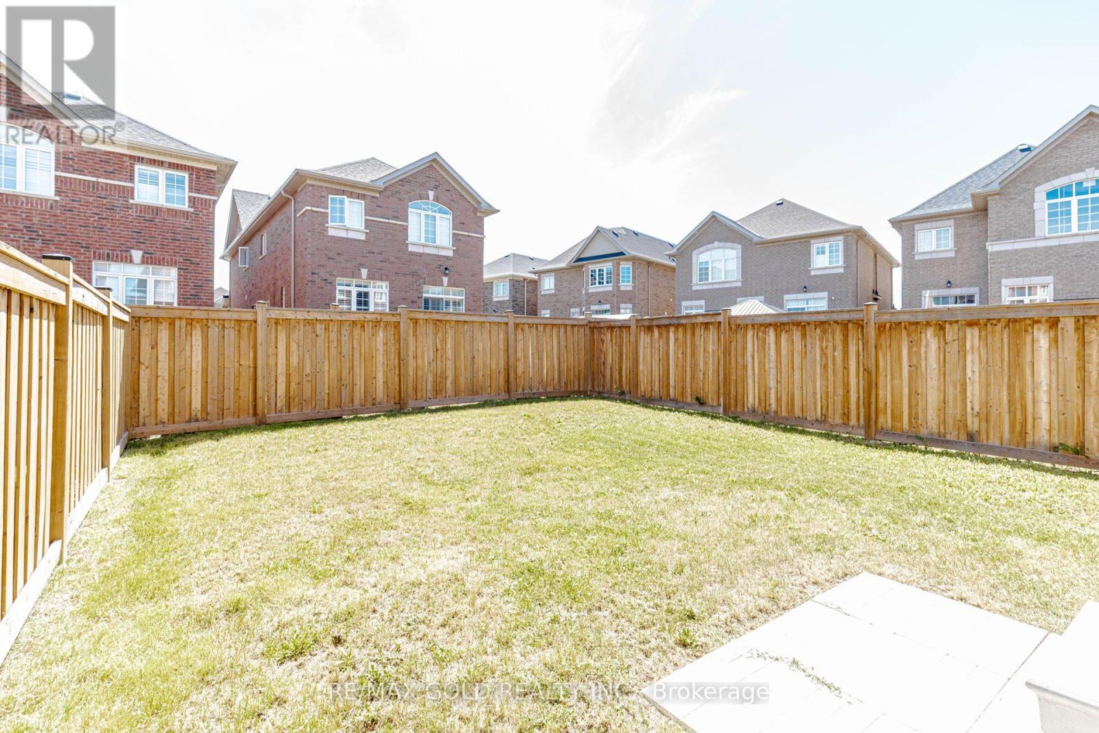 7 Overstone Road, Halton Hills (Georgetown), Ontario  L7G 0N5 - Photo 37 - W13566500