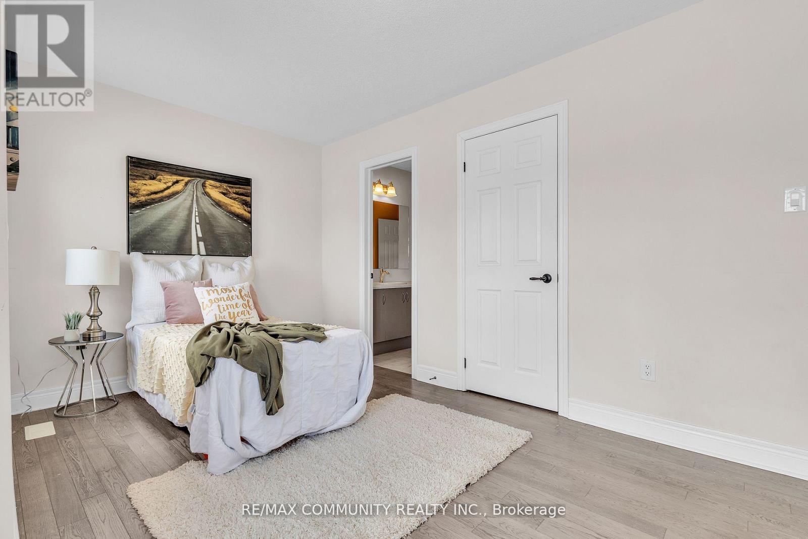18 Walworth Street, Halton Hills (Georgetown), Ontario  L7G 0N5 - Photo 30 - W13566752