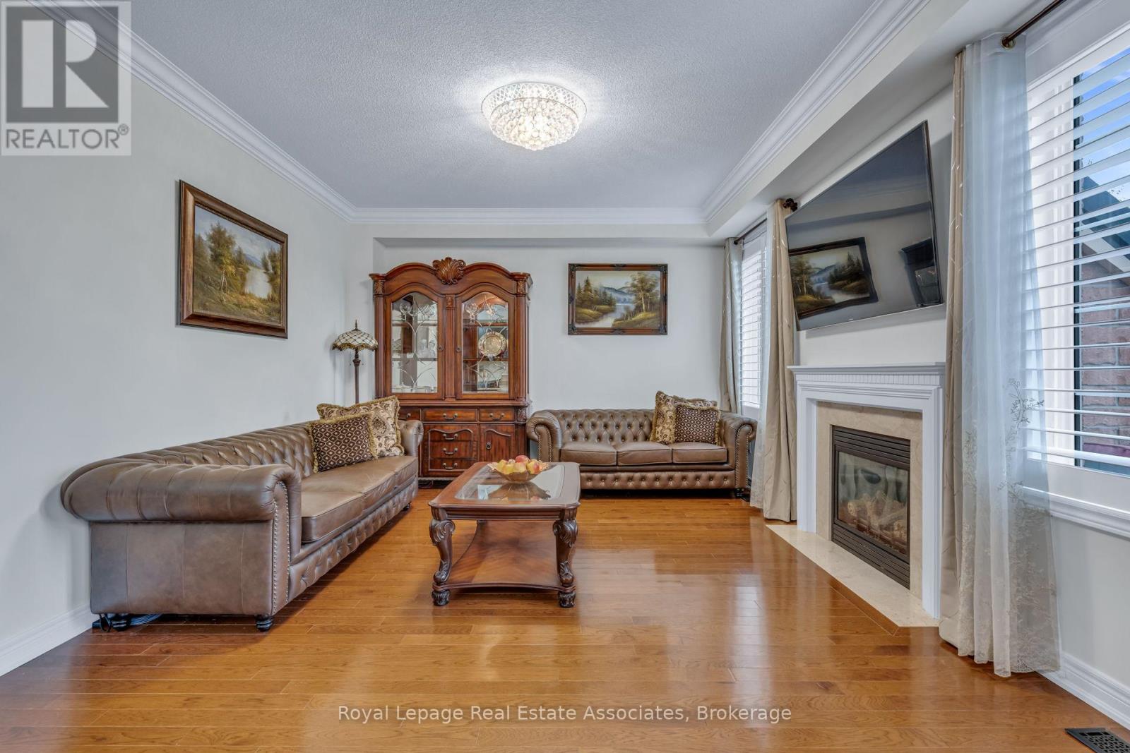 26 Silver Pond Drive, Halton Hills (Georgetown), Ontario  L7G 0G6 - Photo 5 - W13566880