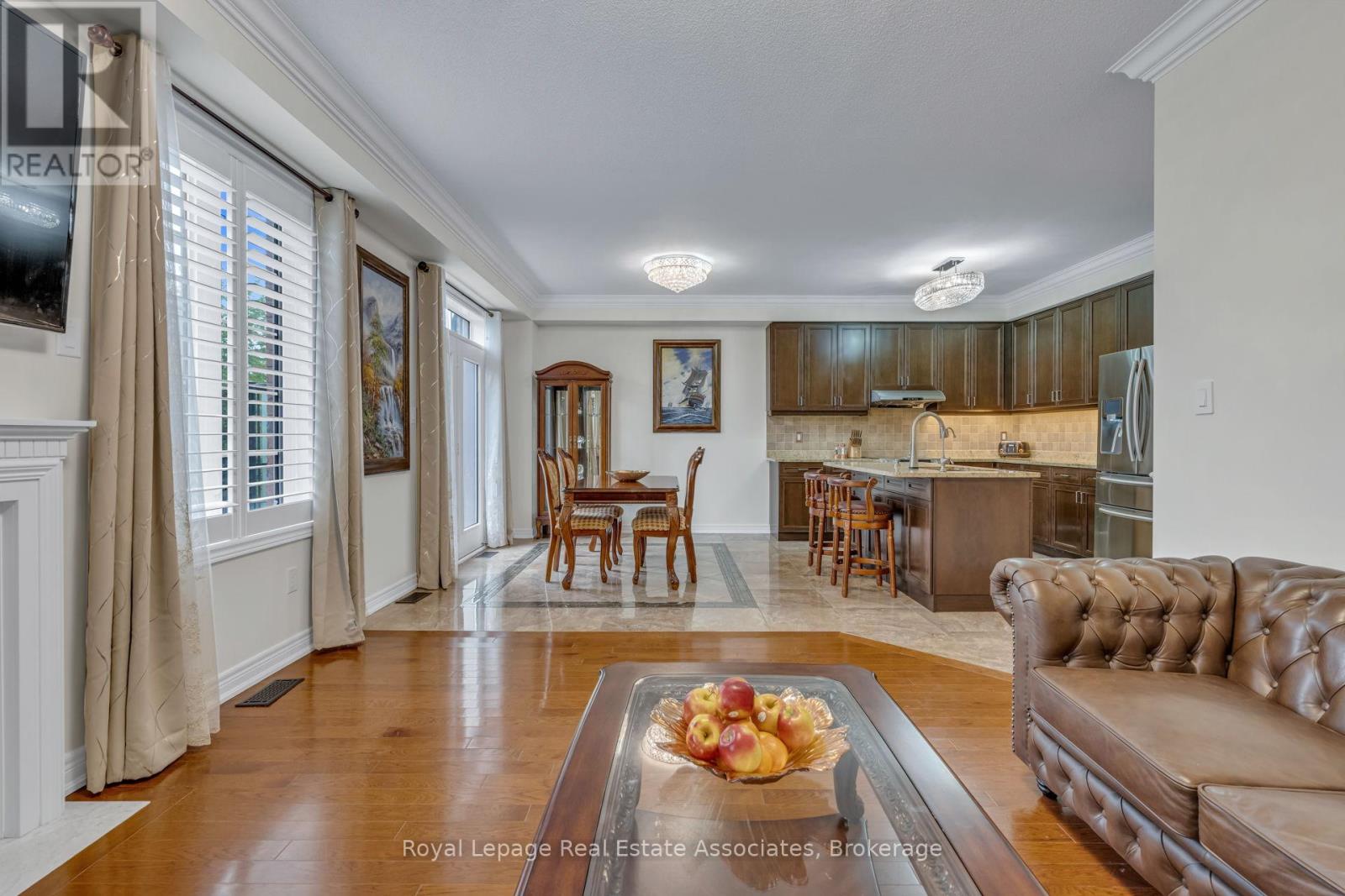 26 Silver Pond Drive, Halton Hills (Georgetown), Ontario  L7G 0G6 - Photo 7 - W13566880