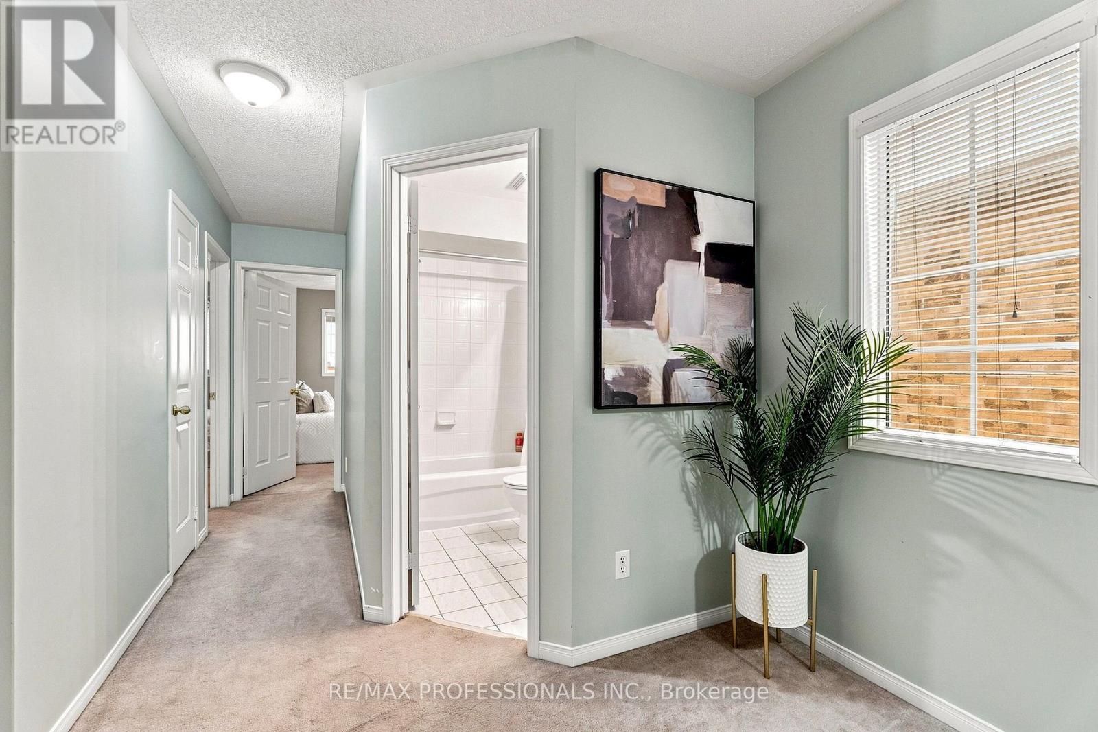 137 Dominion Gardens Drive, Halton Hills (Georgetown), Ontario  L7G 6B6 - Photo 21 - W13570058