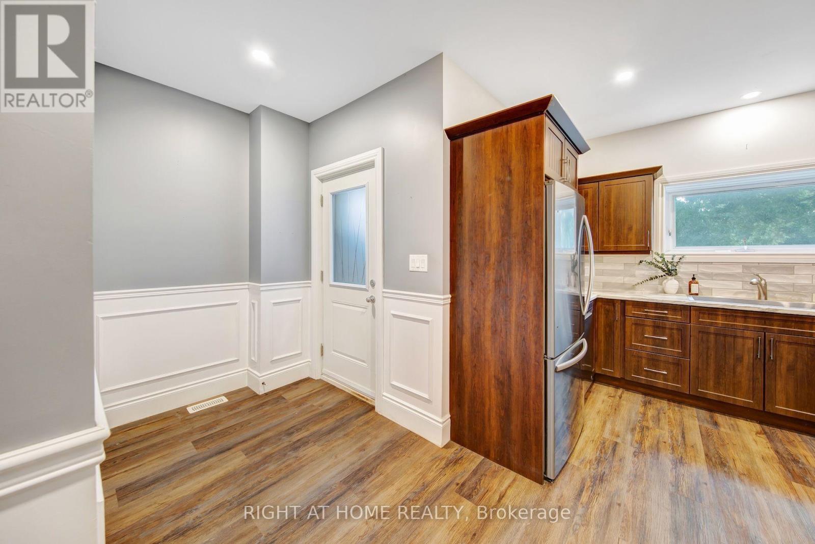 30 Willow Street N, Halton Hills (Ac Acton), Ontario  L7J 1Z7 - Photo 19 - W13570230