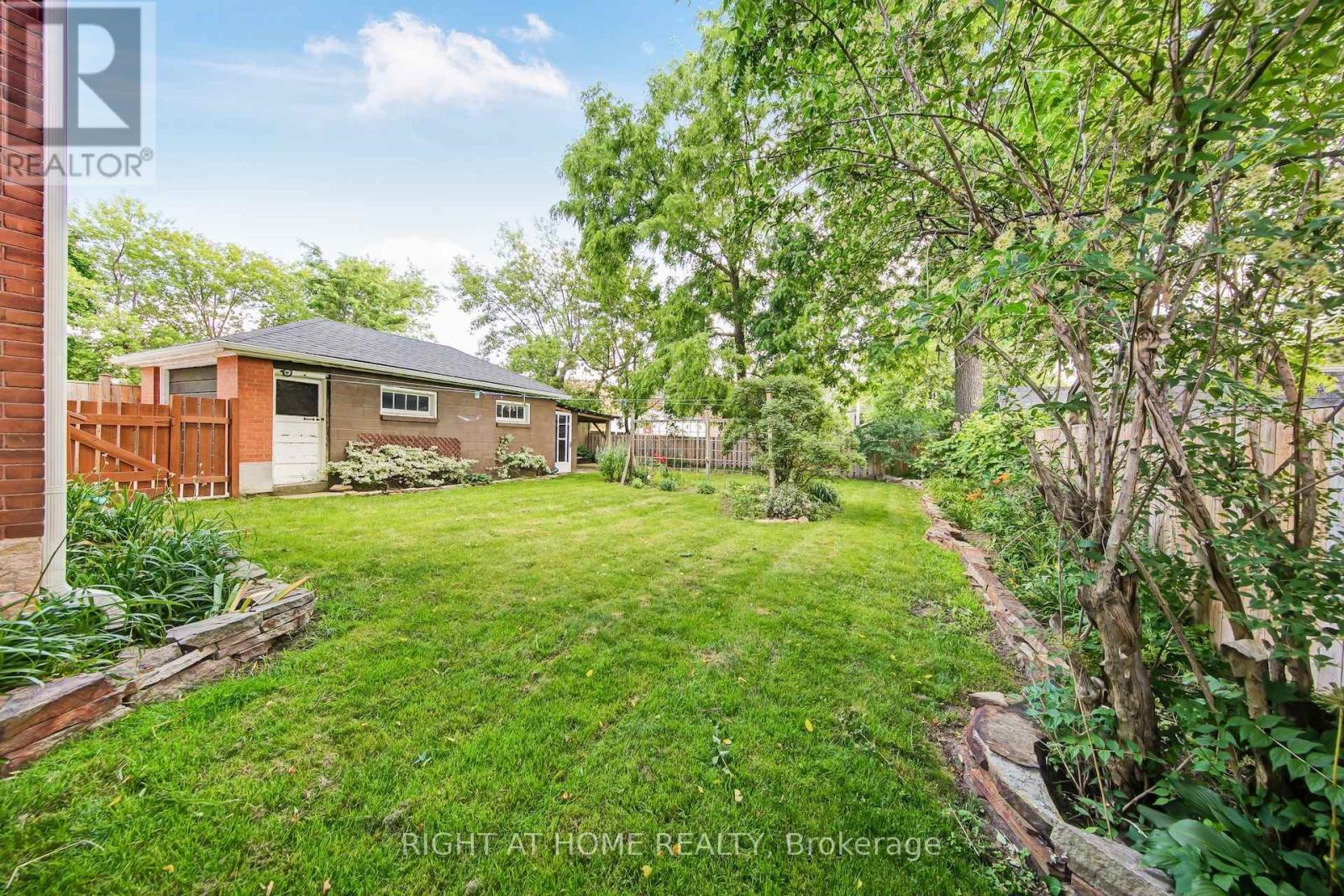 30 Willow Street N, Halton Hills (Ac Acton), Ontario  L7J 1Z7 - Photo 41 - W13570230