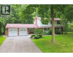 <div class="price">$1,489,900</div> 421 8th Concession Road E, Carlisle<br><div style="margin-bottom:8px;"><small>RE/MAX Escarpment Realty Inc.</small></div><div class='bed_bath'>4 Bed | 2 Bath</div>