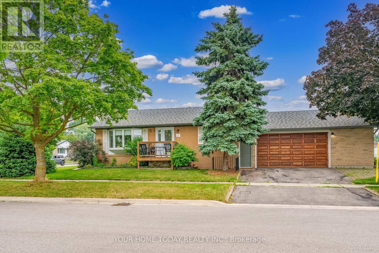 22 Norton Crescent, Halton Hills (Georgetown), Ontario  L7G 1N2 - Photo 3 - W13571968