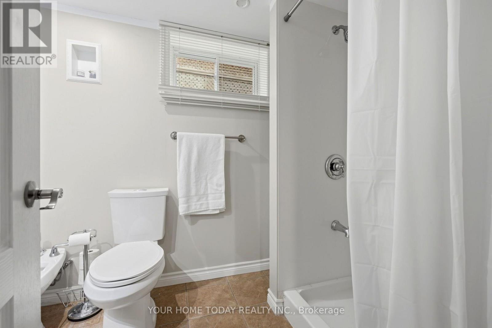 22 Norton Crescent, Halton Hills (Georgetown), Ontario  L7G 1N2 - Photo 34 - W13571968