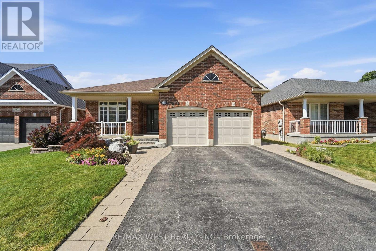 184 Tanners Drive, Halton Hills (Ac Acton), Ontario  L7J 3A8 - Photo 1 - W13573108